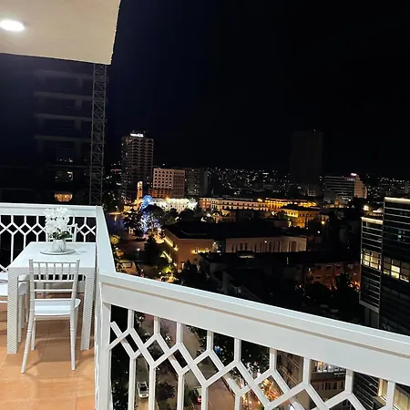 Sun Tower Luxury Suite-view From Of Center 公寓 *