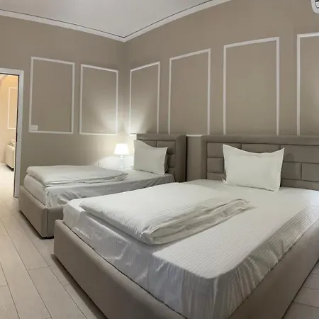 Sun Tower Luxury Suite-view From Of Center Appartamento Tirana
