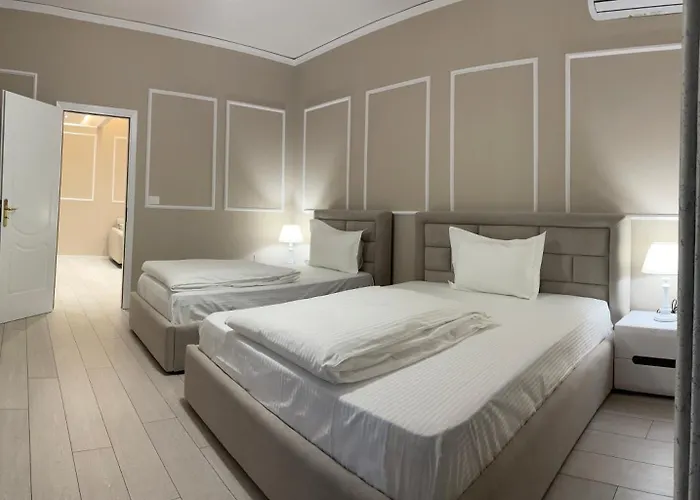 Sun Tower Luxury Suite-view From Of Center 公寓 地拉那