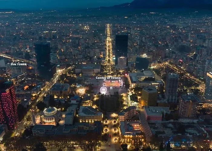 Sun Tower Luxury Suite-view From Of Center * ティラナ